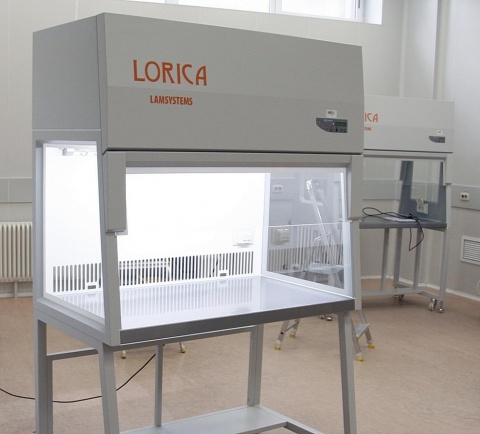 Vertical Laminar Flow Hoods